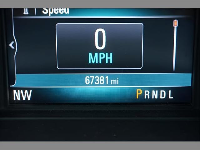 Used 2020 Buick Envision Essence w/ LPO, Cargo Package FWD image 28