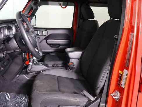 Used 2021 Jeep Wrangler Unlimited Sport AWD/4WD image 7