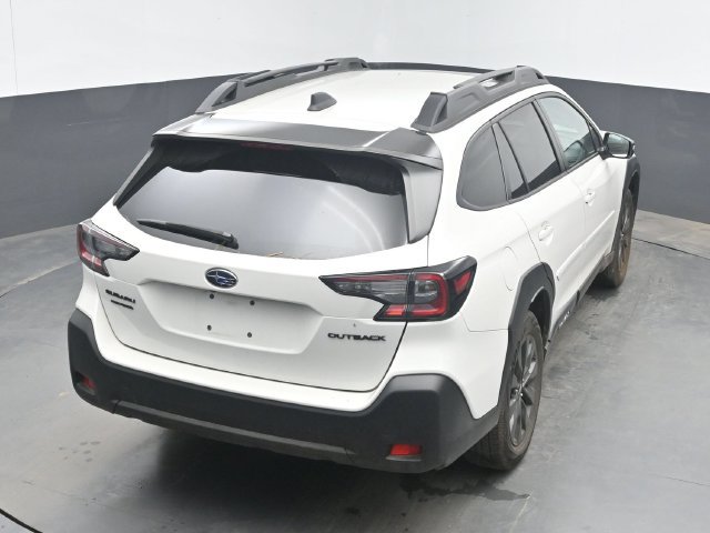 Used 2025 Subaru Outback Onyx Edition AWD/4WD image 25