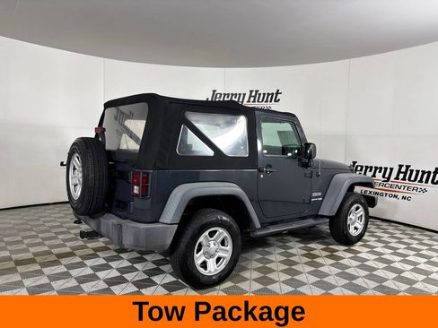 Used 2018 Jeep Wrangler Sport w/ Connectivity Group AWD/4WD image 5