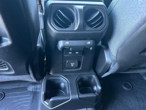 Used 2024 Jeep Wrangler Unlimited Rubicon w/ Dual Top Group AWD/4WD image 22