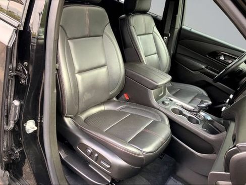 Used 2023 Chevrolet Traverse RS w/ LPO, Floor Liner Package AWD/4WD image 30