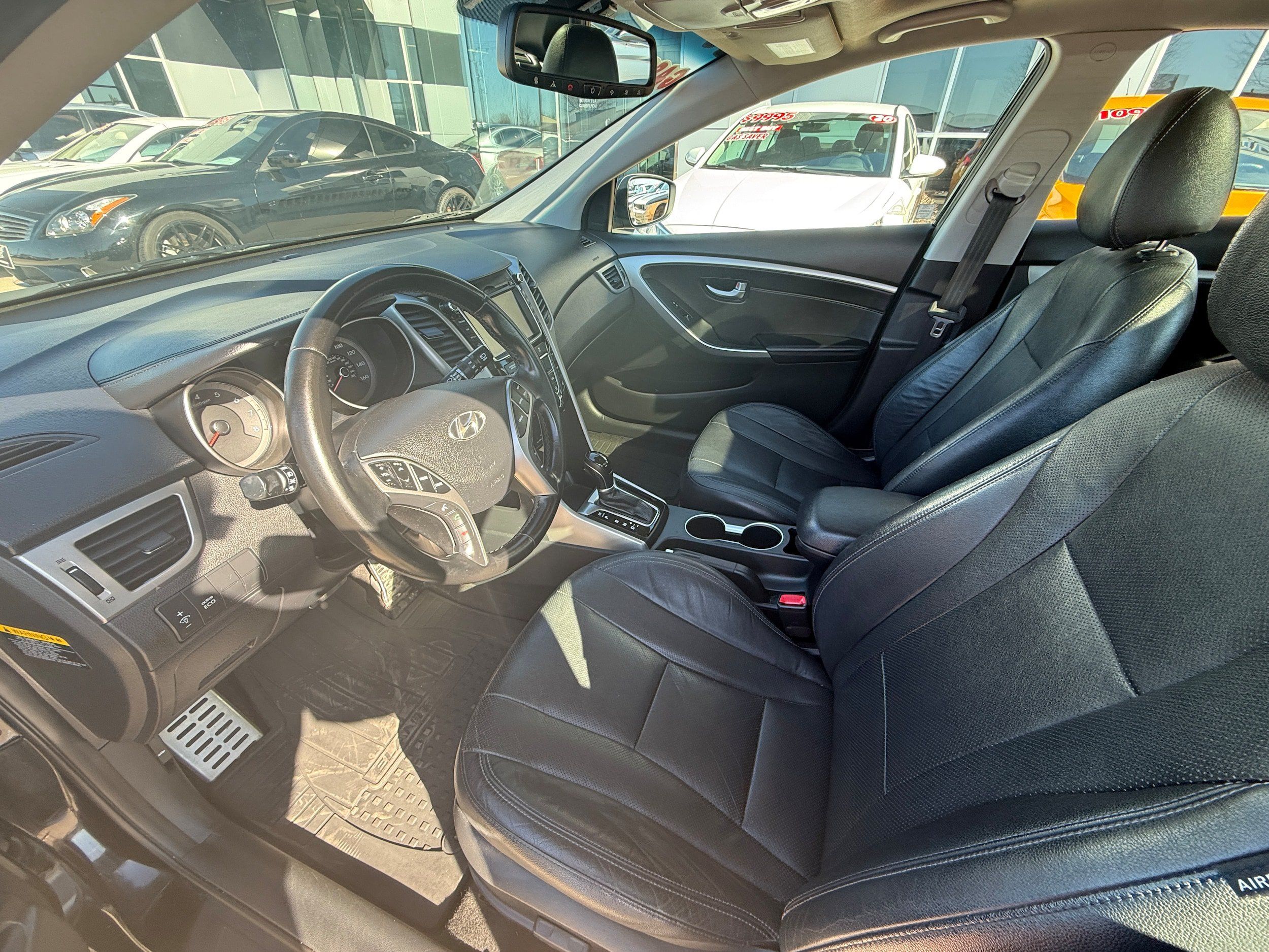 Used 2014 Hyundai Elantra GT w/ Option Group 03 FWD image 4