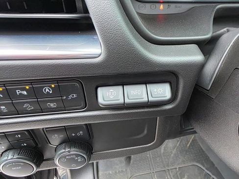 Used 2022 Chevrolet Tahoe High Country image 29