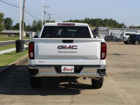 Used 2024 GMC Sierra 1500 Pro w/ Pro Value Package AWD/4WD image 4