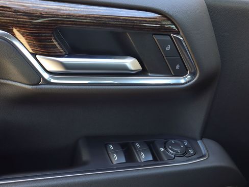 Used 2024 GMC Sierra 1500 Elevation w/ Elevation Premium Package image 21