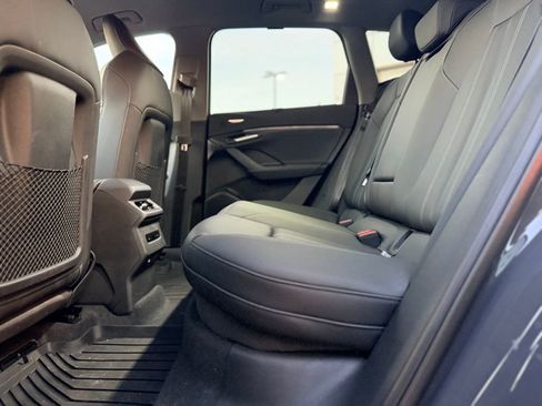 Used 2025 Audi Q6 e-tron Premium Plus w/ Premium Plus image 14