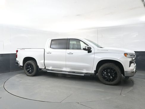 Used 2022 Chevrolet Silverado 1500 LTZ w/ LTZ Convenience Package II image 7