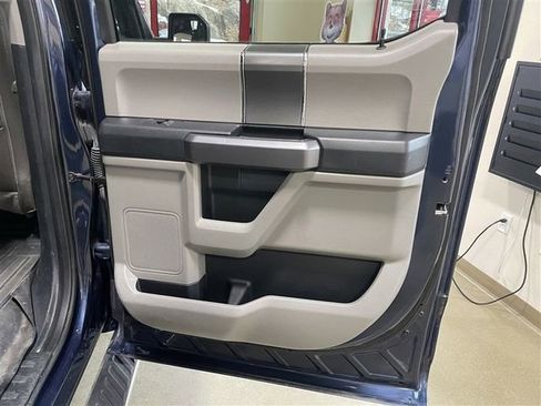 Used 2019 Ford F150 XLT w/ Equipment Group 302A Luxury image 24