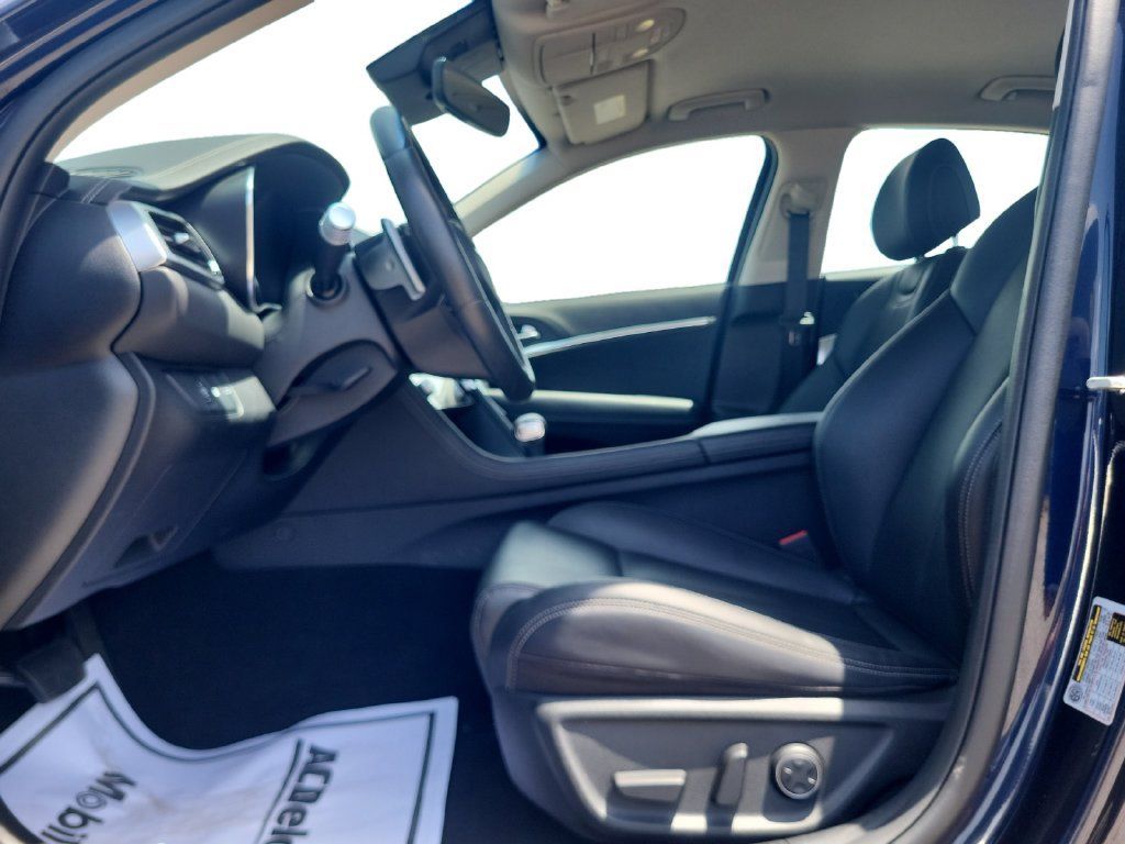 Used 2026 Genesis G70 2.5T RWD image 11