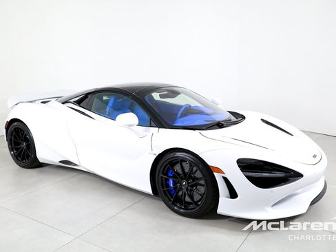 New 2026 McLaren 750S Spider RWD image 3