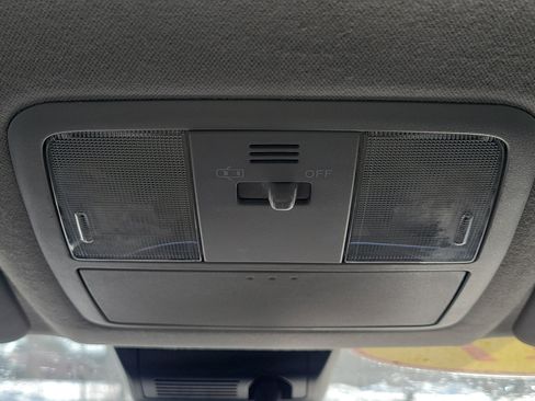 Used 2017 Toyota Corolla iM image 30