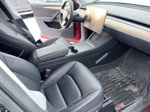 Used 2023 Tesla Model Y Long Range image 11