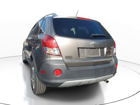 Used 2012 Chevrolet Captiva Sport LS image 3