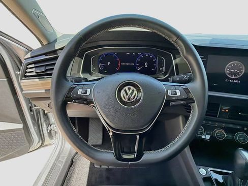 Used 2021 Volkswagen Jetta SEL FWD image 40