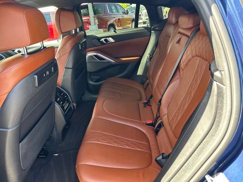 Used 2023 BMW X6 xDrive40i AWD/4WD image 35