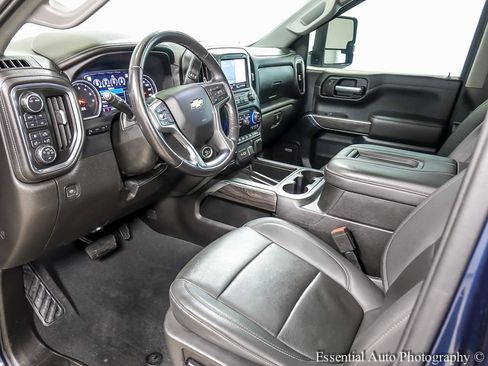 Used 2021 Chevrolet Silverado 1500 LTZ w/ LTZ Premium Package image 11