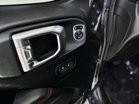 Used 2019 Jeep Wrangler Unlimited Rubicon AWD/4WD image 20