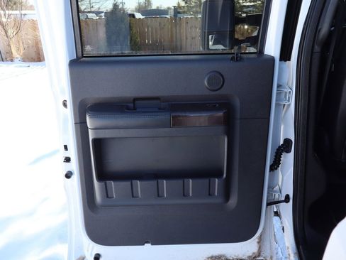 Used 2014 Ford F250 Platinum image 24