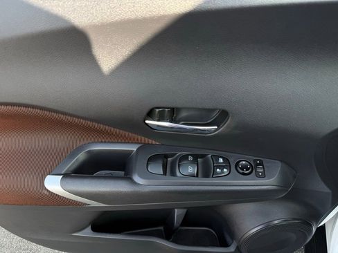 Certified 2023 Nissan Kicks SR w/ Interior Electronics Package image 20