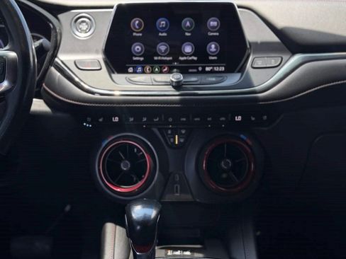 Used 2019 Chevrolet Blazer RS FWD image 12