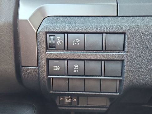 New 2026 Toyota Tacoma SR5 AWD/4WD image 9