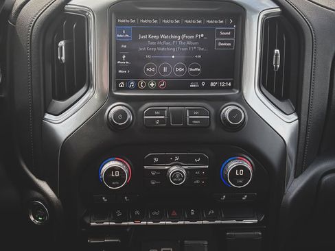 Used 2019 Chevrolet Silverado 1500 LT Trail Boss AWD/4WD image 12