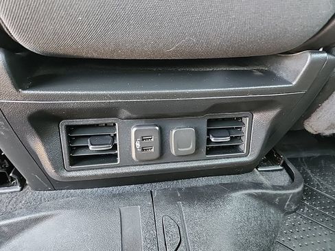 Certified 2022 Chevrolet Silverado 1500 LT w/ Diesel Off-Road Package AWD/4WD image 34