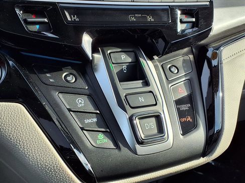 Certified 2025 Honda Odyssey Touring image 21