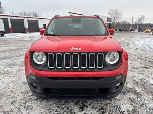 Used 2016 Jeep Renegade Latitude image 8