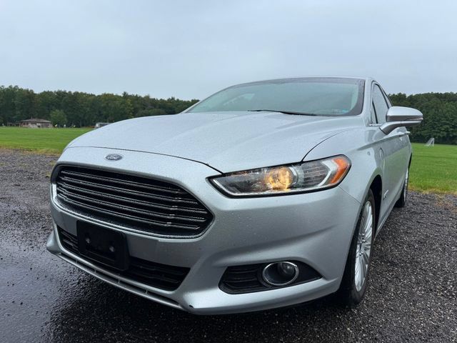 Used 2016 Ford Fusion Energi SE FWD image 1