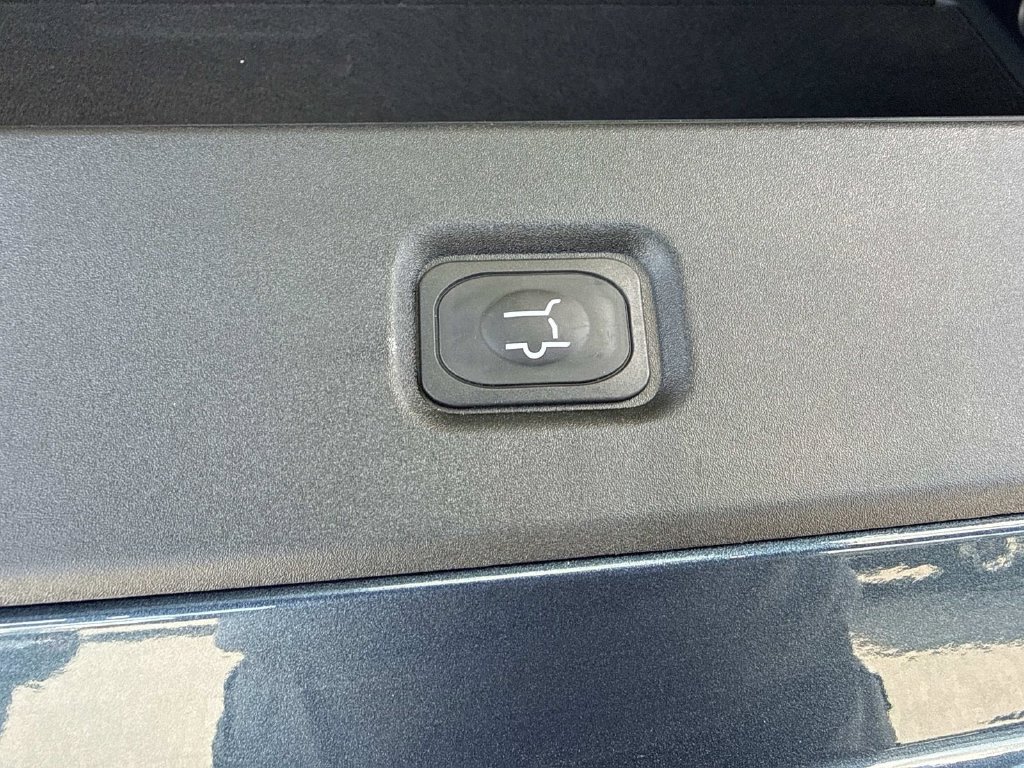New 2027 Lincoln Navigator Reserve AWD/4WD image 12