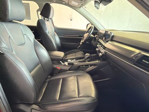 Used 2023 Kia Telluride S w/ S Sunroof Package FWD image 27
