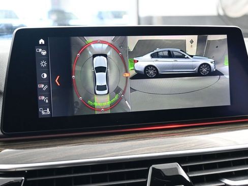 Used 2019 BMW 530i w/ Premium Package RWD image 26
