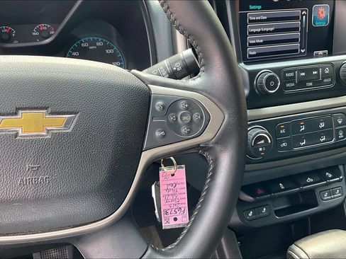 Used 2015 Chevrolet Colorado Z71 AWD/4WD image 18