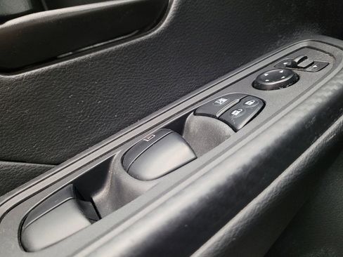 Used 2024 Nissan Versa S w/ Trunk Package FWD image 27