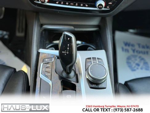 Used 2019 BMW 530i xDrive w/ M Sport Package image 27