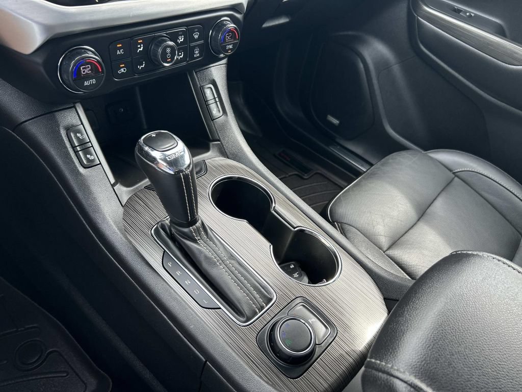 Used 2019 GMC Acadia SLT FWD image 34