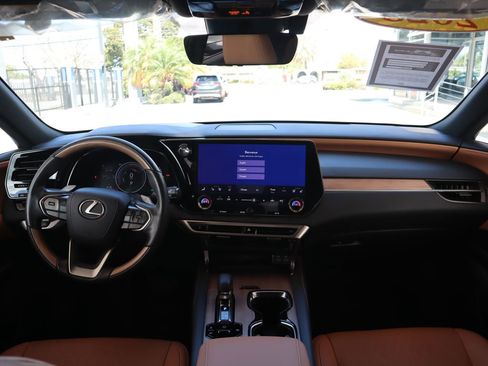 Used 2023 Lexus RX 350h image 35