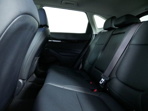 Certified 2024 Kia Seltos SX w/ SX Sunroof Package image 16