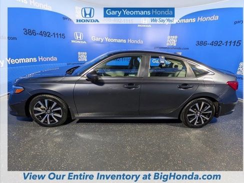 Used 2024 Honda Civic EX image 8