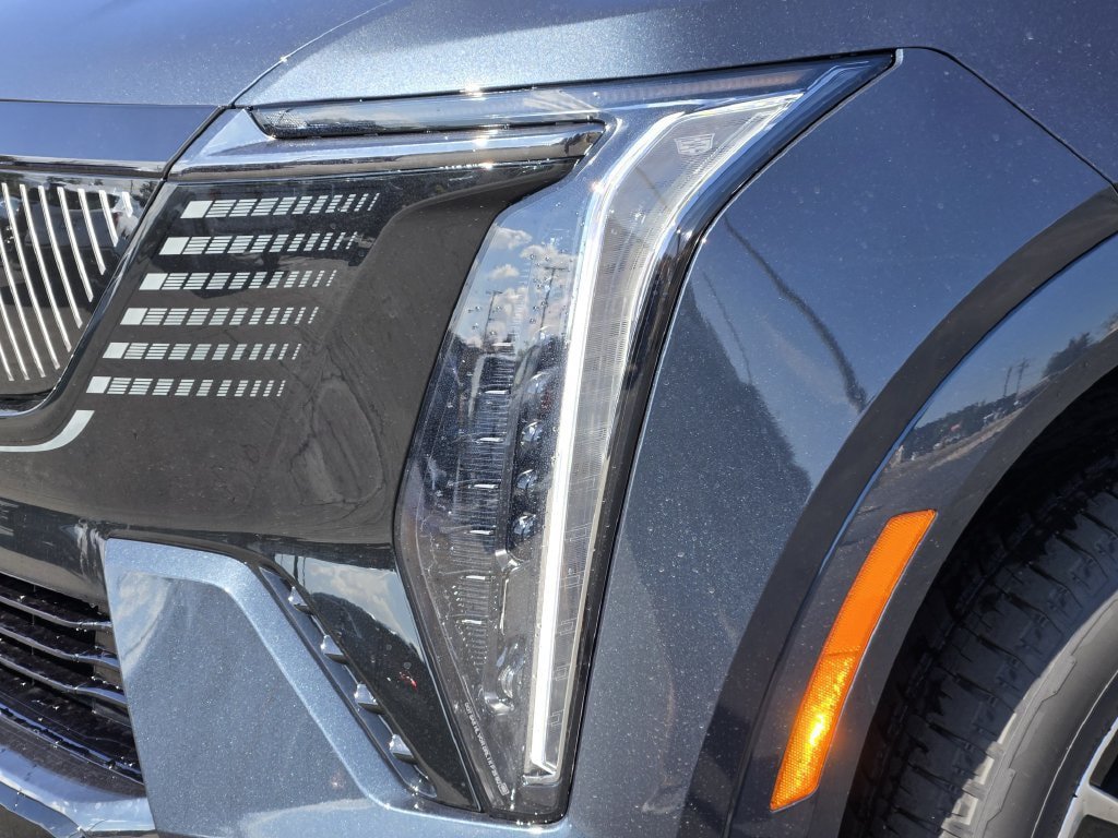 New 2026 Cadillac Escalade IQ Sport 1 w/ LPO, Floor Liner Package AWD/4WD image 4