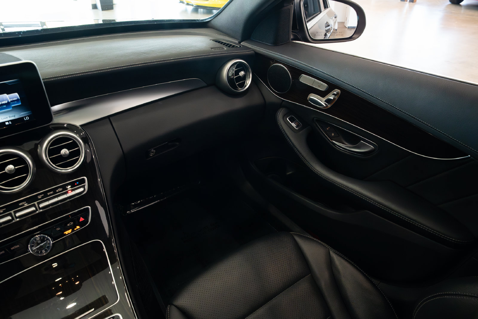 Used 2017 Mercedes-Benz C 300 Sedan image 10