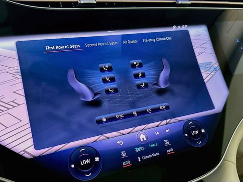 Certified 2023 Mercedes-Benz EQS 580 4MATIC Sedan image 16