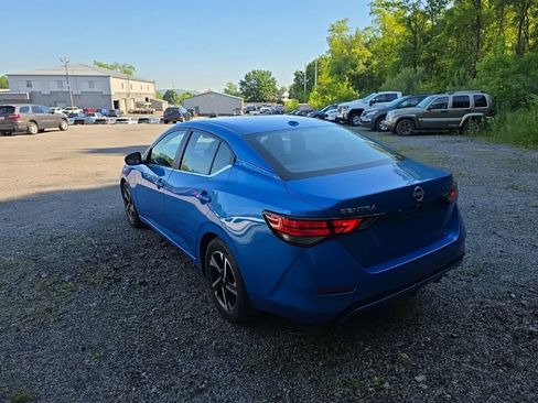 Used 2025 Nissan Sentra SV FWD image 6
