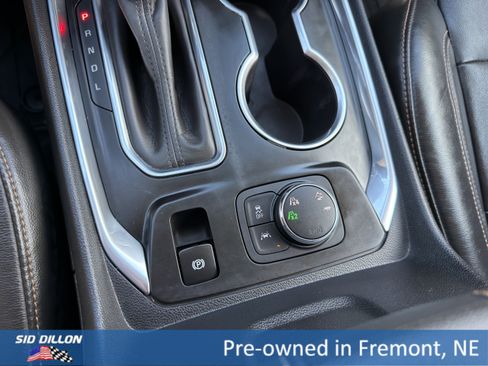 Certified 2020 Chevrolet Traverse LT w/ LT Premium Package AWD/4WD image 13