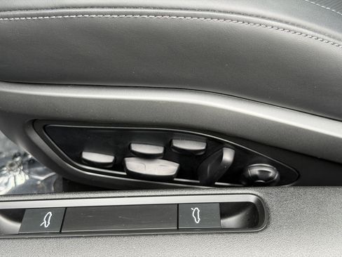 Used 2025 Porsche 911 Targa 4 GTS image 25