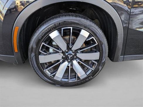 Used 2025 Mitsubishi Outlander SE image 23