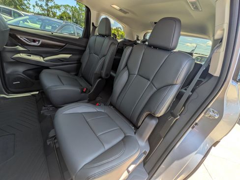 Used 2026 Subaru Ascent Touring AWD/4WD image 16