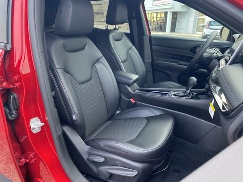 New 2026 Jeep Compass Latitude image 8